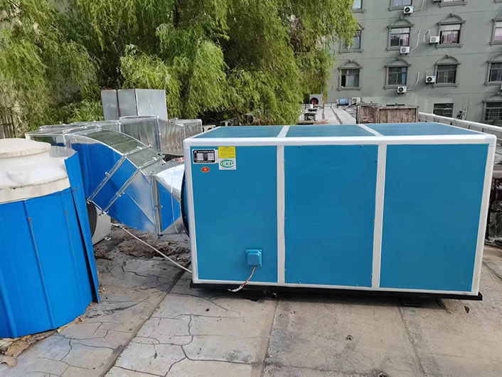 合肥畢方培訓(xùn)學校食堂安裝安徽國茂油煙凈化機組